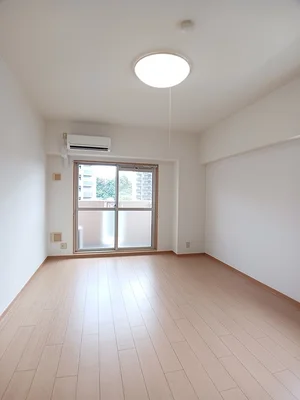 南区役所前駅（広島県）のマンスリーマンション・ウィークリーマンション「グランジュネッス 704・洋室(No.1458932)」メイン画像