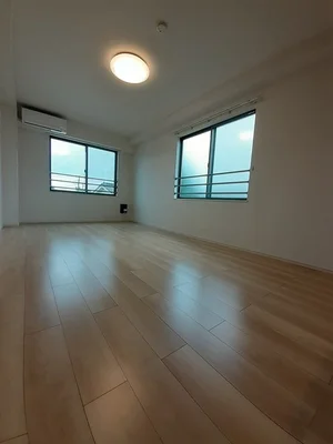 のマンスリーマンション・ウィークリーマンション「シュトラール 303・洋室(No.1458995)」メイン画像