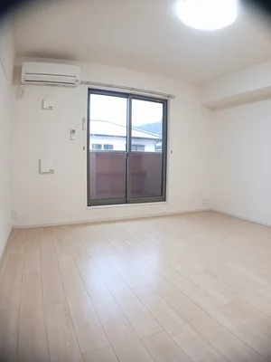 坂出市のマンスリーマンション・ウィークリーマンション「ヴァンベール　西大浜 201・洋室(No.1459197)」メイン画像