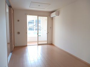 富山福祉短期大学周辺のマンスリーマンション・ウィークリーマンション「サンライズ神楽 201・洋室(No.1459681)」メイン画像