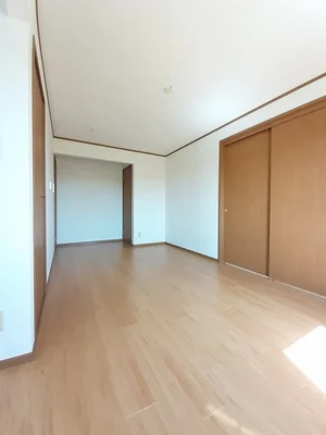 のマンスリーマンション・ウィークリーマンション「ボニート　ロッサ 103・洋室(No.1459808)」メイン画像