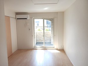 のマンスリーマンション・ウィークリーマンション「メゾン　ゆめみの 103・洋室(No.1459996)」メイン画像