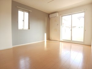 のマンスリーマンション・ウィークリーマンション「エムズステージⅢ 102・LDK(No.1460018)」メイン画像
