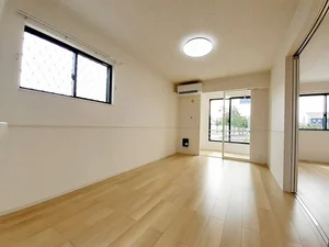 のマンスリーマンション・ウィークリーマンション「カーサ　フェリシアＡ 101・洋室(No.1460153)」メイン画像