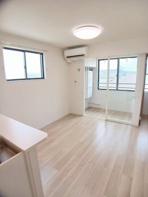 のマンスリーマンション・ウィークリーマンション「シャ　ティグレ 301・洋室(No.1460180)」メイン画像