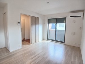 のマンスリーマンション・ウィークリーマンション「ディアーズ茨沢 101・洋室(No.1460501)」メイン画像