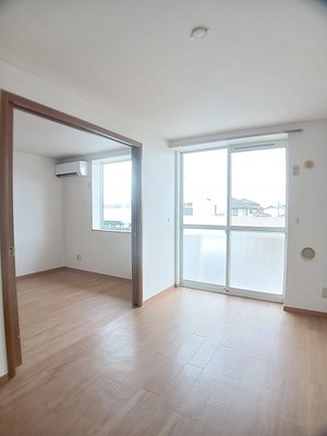 のマンスリーマンション・ウィークリーマンション「ファミリーサトウ 202・洋室(No.1460516)」メイン画像