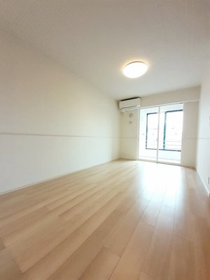 のマンスリーマンション・ウィークリーマンション「マリエ　Ｋ 102・洋室(No.1460560)」メイン画像