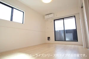 のマンスリーマンション・ウィークリーマンション「ロイヤルハイツＢ 201・LDK(No.1460898)」メイン画像