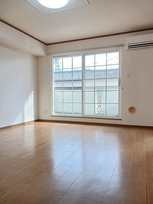 四国大学周辺のマンスリーマンション・ウィークリーマンション「ガーデンハウスＴＡＤＡ　Ａ 202・洋室(No.1461194)」メイン画像