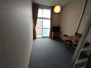 のマンスリーマンション・ウィークリーマンション「レオパレスＡｄｍｉｒａｔｉｏｎＮＥＸＴ 304(No.1461483)」メイン画像