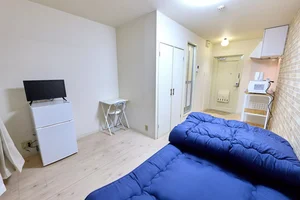 のマンスリーマンション・ウィークリーマンション「【阪急電鉄京都線 相川駅】K'Sコートリバーサイド相川 302 302・1R(No.1461515)」メイン画像