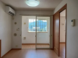 福井県のマンスリーマンション・ウィークリーマンション「サンリットビュー・コヤマⅡ 203・洋室(No.1461763)」メイン画像