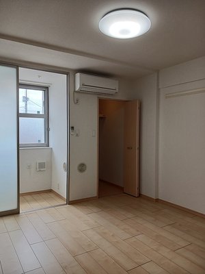 土橋駅（愛媛県）のマンスリーマンション・ウィークリーマンション「アライブ・スクエア 102・洋室(No.1461938)」メイン画像