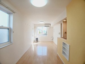 のマンスリーマンション・ウィークリーマンション「モデルノ　ポテーレⅡ 104・洋室(No.1462136)」メイン画像