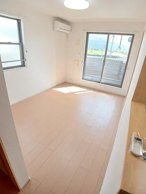 のマンスリーマンション・ウィークリーマンション「カーサ・フェリーチェ　Ｅ－Ⅰ 201・LDK(No.1462250)」メイン画像