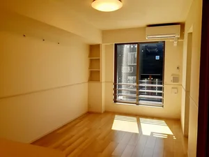 北佐久郡御代田町のマンスリーマンション・ウィークリーマンション「レジデンスハイツ西軽井沢Ⅱ 104・洋室(No.1463612)」メイン画像