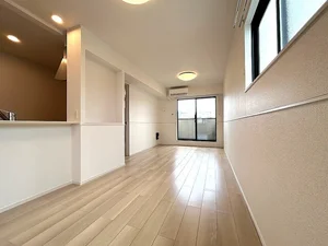のマンスリーマンション・ウィークリーマンション「メルベージュ伊万里　Ⅱ 201・洋室(No.1464666)」メイン画像