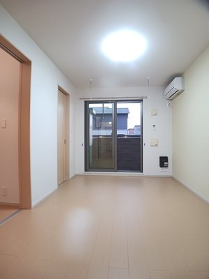 のマンスリーマンション・ウィークリーマンション「リサーチャー 102・洋室(No.1465337)」メイン画像