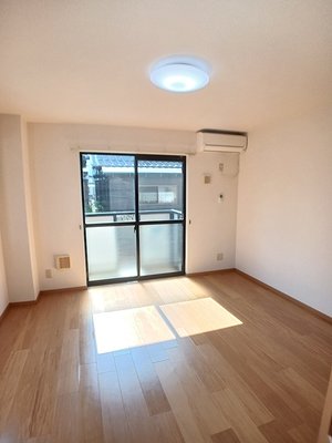 のマンスリーマンション・ウィークリーマンション「ヴィル　クラージュ 101・洋室(No.1465429)」メイン画像