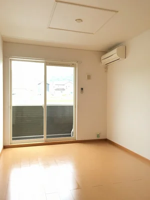 志度駅（香川県）・琴電志度駅（香川県）のマンスリーマンション・ウィークリーマンション「シルキーエトアールＡ 102・洋室(No.1465527)」メイン画像