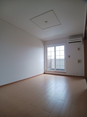 のマンスリーマンション・ウィークリーマンション「クレメントヒル久万ノ台 202・洋室(No.1465554)」メイン画像