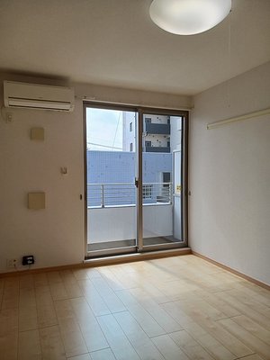 のマンスリーマンション・ウィークリーマンション「アプレザンレーヴ 303・洋室(No.1465558)」メイン画像