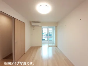 東根市のマンスリーマンション・ウィークリーマンション「リズブラン　フィル 101・洋室(No.1466260)」メイン画像