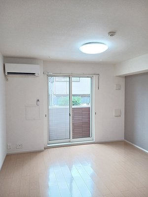 のマンスリーマンション・ウィークリーマンション「ドリームキャッスル 103・洋室(No.1466509)」メイン画像