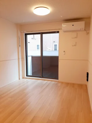 知多郡武豊町のマンスリーマンション・ウィークリーマンション「リビングフォレスト．Ｔ 103・洋室(No.1466667)」メイン画像