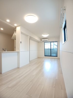 のマンスリーマンション・ウィークリーマンション「マ・メゾンⅠ 201・洋室(No.1466909)」メイン画像