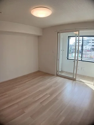 岡山市南区のマンスリーマンション・ウィークリーマンション「ｇｌｉｓｔｅｎ　ｃｏｕｒｔ 105・洋室(No.1466919)」メイン画像