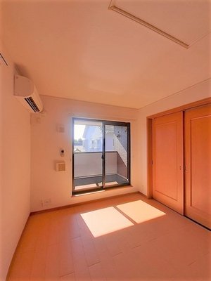 愛媛県のマンスリーマンション・ウィークリーマンション「キスメット・メゾンＡ 202・洋室(No.1466941)」メイン画像