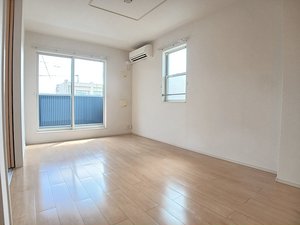 のマンスリーマンション・ウィークリーマンション「メゾン　ド　ソレイユ　Ⅱ 202・洋室(No.1467026)」メイン画像
