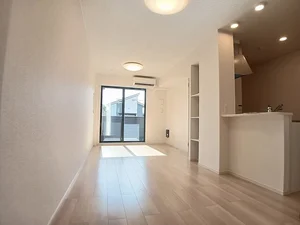 のマンスリーマンション・ウィークリーマンション「サンリット　ヒルズ　Ｃ 103・洋室(No.1467045)」メイン画像