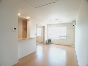 のマンスリーマンション・ウィークリーマンション「スパライ銀世 201・洋室(No.1467165)」メイン画像