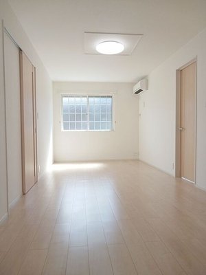 静岡県のマンスリーマンション・ウィークリーマンション「ジェネス 101・洋室(No.1467168)」メイン画像