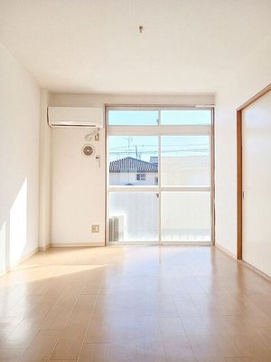 のマンスリーマンション・ウィークリーマンション「エルローズ 202・洋室(No.1467263)」メイン画像