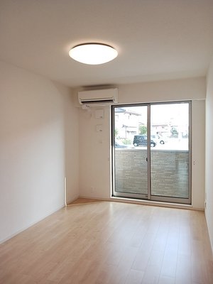 のマンスリーマンション・ウィークリーマンション「クレシェンド　ラブ　Ⅲ 103・洋室(No.1467376)」メイン画像