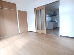 のマンスリーマンション・ウィークリーマンション「スカイコート２１ 203・洋室(No.1467937)」メイン画像