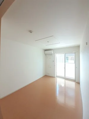香川県のマンスリーマンション・ウィークリーマンション「カーサ　ベレッツァＢ 101・洋室(No.1468014)」メイン画像