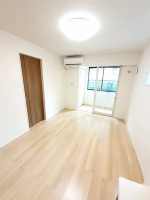 高須駅（高知県）のマンスリーマンション・ウィークリーマンション「Ｙ’ｚ　Ｈｏｕｓｅ 103・洋室(No.1468018)」メイン画像