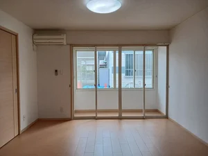 のマンスリーマンション・ウィークリーマンション「アマリュ－ジュＦ・Ｂ 102・洋室(No.1468548)」メイン画像