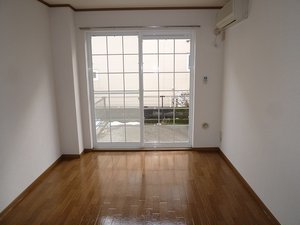 東金沢駅（石川県）のマンスリーマンション・ウィークリーマンション「花みずき 101・洋室(No.1468552)」メイン画像