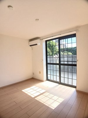 のマンスリーマンション・ウィークリーマンション「リバーサイドハウスＨ＆Ｎ－Ｂ 102・洋室(No.1469187)」メイン画像
