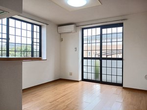 のマンスリーマンション・ウィークリーマンション「西小路ハイツⅡ 101・洋室(No.1469557)」メイン画像