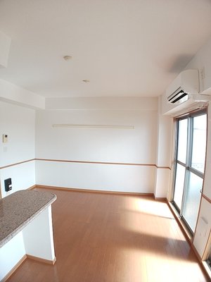 のマンスリーマンション・ウィークリーマンション「サン・アルバーダ 307・洋室(No.1470083)」メイン画像