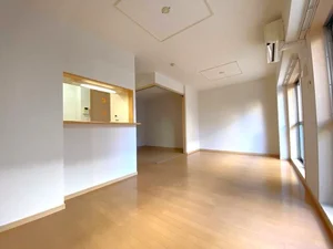 のマンスリーマンション・ウィークリーマンション「ロイヤルメドウ 107・洋室(No.1470099)」メイン画像