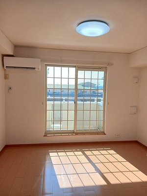 阿倉川駅（三重県）のマンスリーマンション・ウィークリーマンション「グランプレーヌＢ 203・洋室(No.1470832)」メイン画像