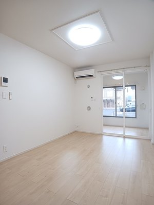のマンスリーマンション・ウィークリーマンション「サピー　カーサ 105・洋室(No.1470912)」メイン画像
